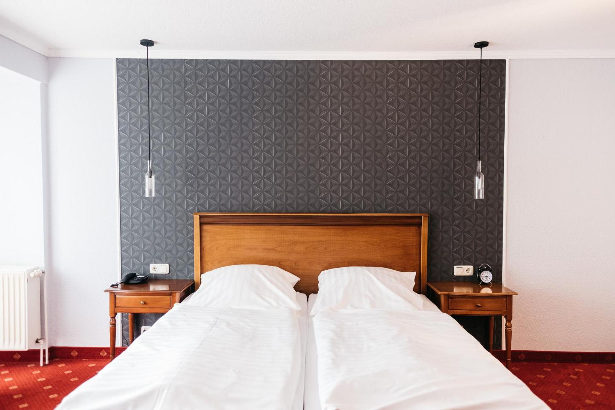 Kroegers Hotel 3*